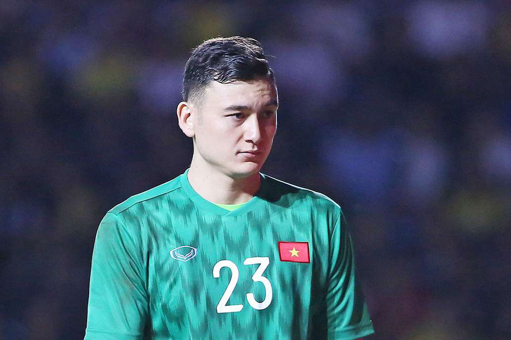 Đặng Văn Lâm gia nhập Cerezo Osaka, người đại diện mỉa mai Muangthong