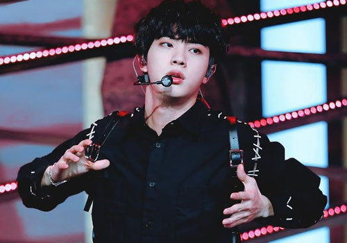 3 sao Kpop sở hữu thân hình "vạn người mê", đúng chuẩn bạn trai nhà người ta