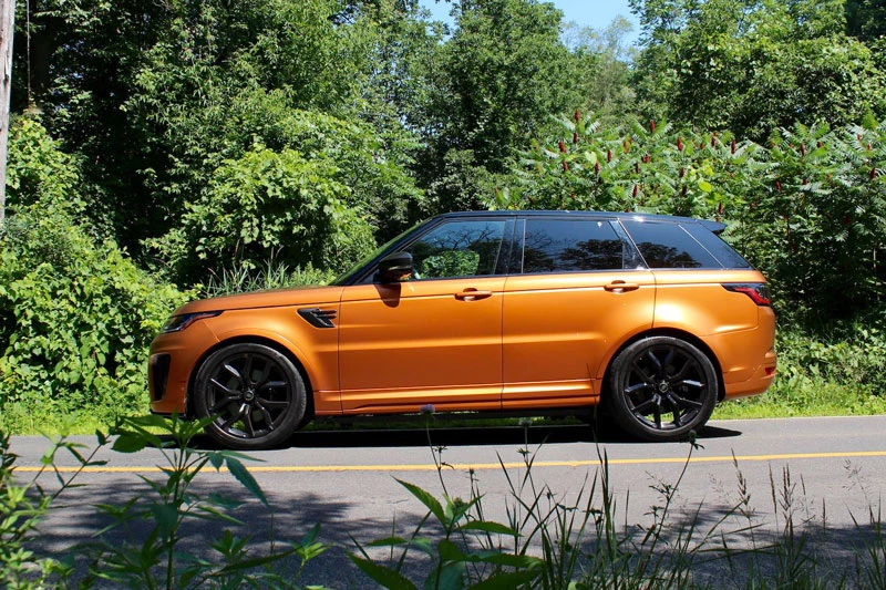 3. Range Rover Sport SVR.