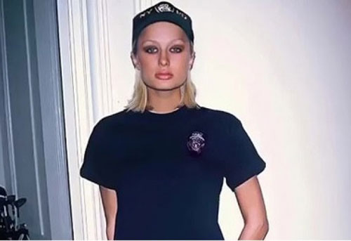 Paris Hilton đượm buồn trong loạt ảnh hồi năm 18 tuổi