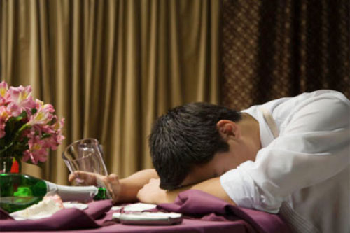 Mẹo giải rượu an toàn cho sức khỏe trong ngày Tết