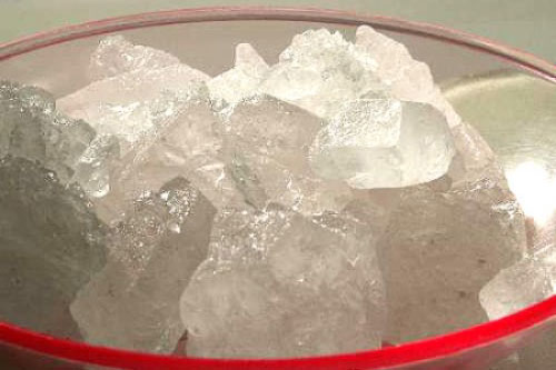 Bài thuốc chữa bệnh từ phèn chua bạn nên biết