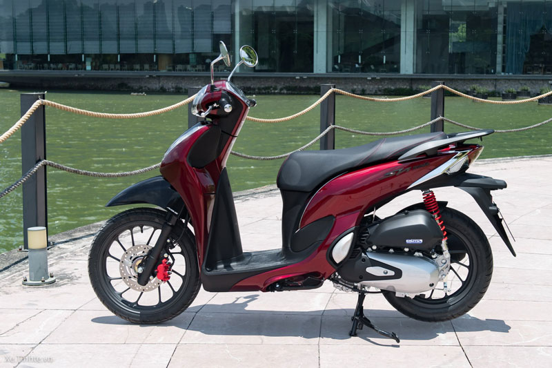 Honda SH Mode 2020 có giá 74 triệu đồng tại TP.HCM