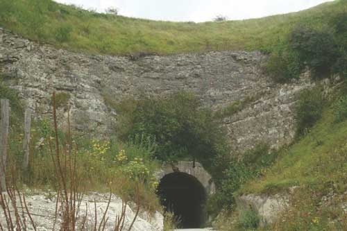 Đường hầm bí mật Hitler cho xây để giấu siêu vũ khí V3