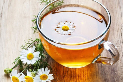 Dùng trà hoa cúc như thế nào để an toàn cho sức khỏe người dùng?