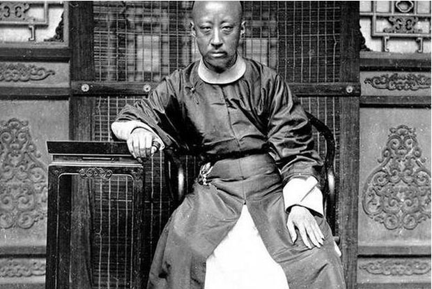 Đàn ông quý tộc triều Thanh đua nhau nuôi móng tay dài: Lý do khiến nhiều người 'té ngửa'