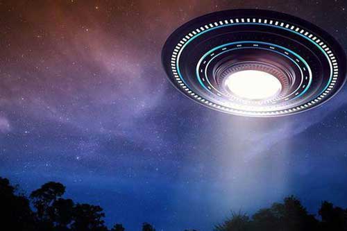 Hơn 2 triệu trang tài liệu về UFO của CIA được tung lên mạng