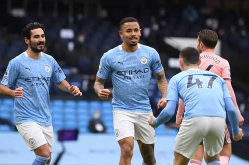 Tổng hợp vòng 21 Ngoại hạng Anh: Man City bứt tốc, Liverpool trở lại