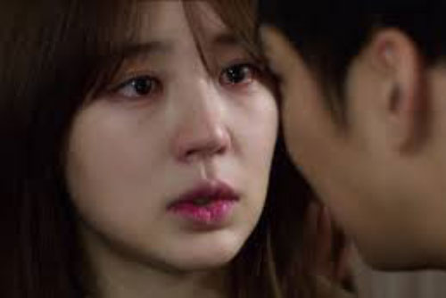 Đi shopping nội y với cô bạn thân, tôi đọc nhầm số điện thoại tích điểm để rồi bẽ bàng với phản ứng của nhân viên, sau đó lật tẩy trò ngoại tình của chồng ngoạn mục