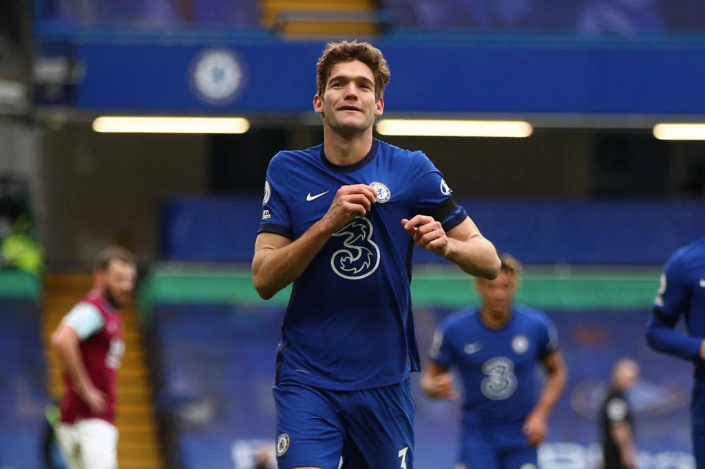 Tiền vệ: Marcos Alonso (Chelsea).