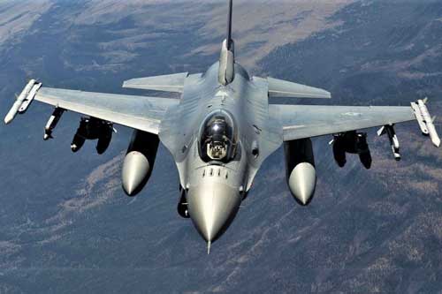 Không quân Mỹ “dọn đường” để chiến đấu cơ F-16 Fighting Falcon “tái xuất”