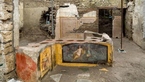 Hình ảnh quán ăn đường phố 2.000 năm tuổi phát hiện ởPompeii
