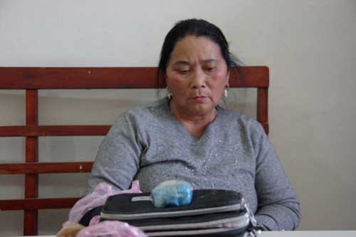 Điện Biên: Nữ quái bị bắt trên đường đi giao ma túy
