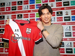 Chuyển nhượng: Tuyển thủ Nhật Bản chia tay Liverpool, gia nhập Southampton