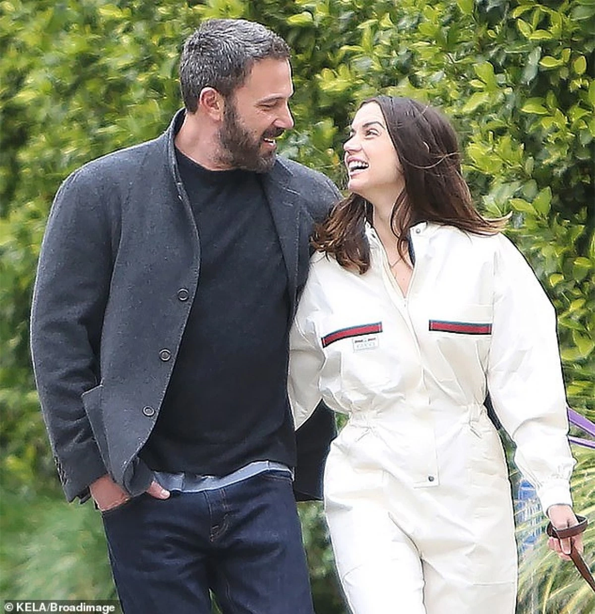 Lý do Ana de Armas và Ben Affleck chia tay vì nữ diễn viên trẻ không muốn định cư ở Los Angeles, trong khi bạn trai cô muốn sống ở đây vì các con của anh.