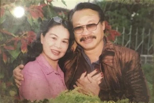 Tình yêu 50 năm lãng mạn hơn phim của ba mẹ diễn viên Lý Hùng - Ảnh 6. Tình yêu 50 năm lãng mạn hơn phim của ba mẹ diễn viên Lý Hùng - Ảnh 6.