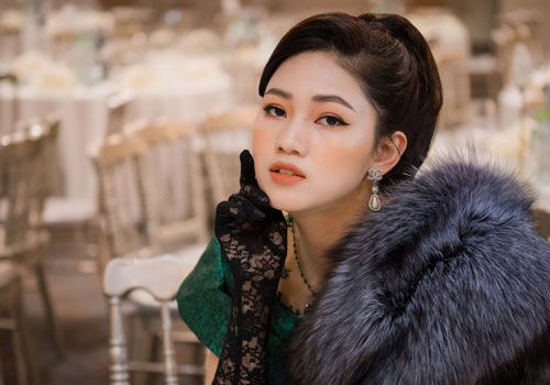 Nhan sắc ‘gái một con’ của Á hậu Ngô Thanh Thanh Tú