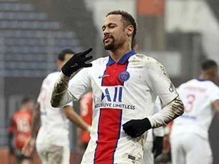 Neymar đồng ý gia hạn hợp đồng với PSG