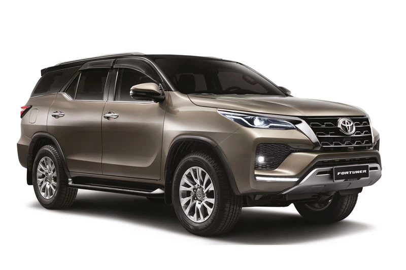 Toyota Fortuner 2021.