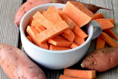 Những công thức làm đẹp độc đáo từ khoai lang