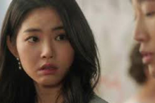 Bí mật đằng sau mâm cúng ông Công ông Táo của mẹ chồng chỉ có đĩa thịt luộc và bát rau