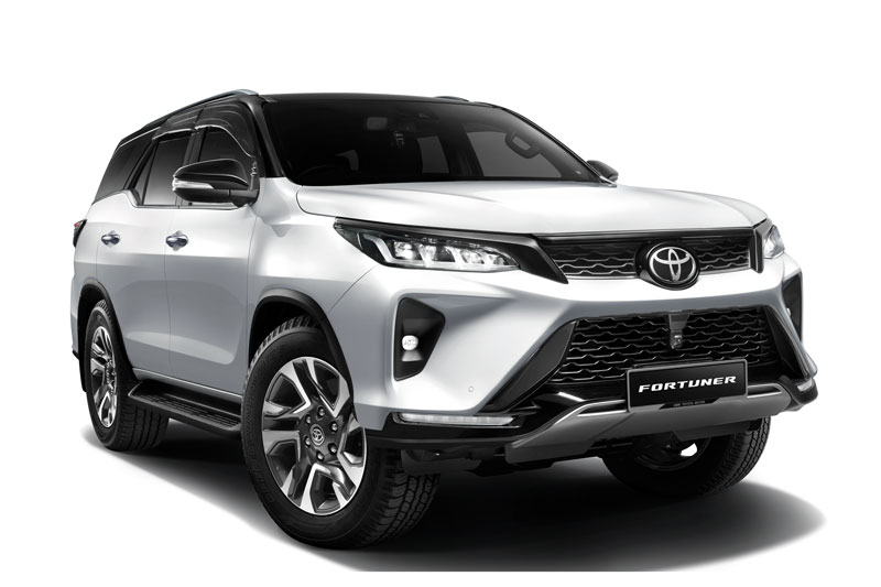 Toyota Fortuner 2021 ra mắt, giá khởi điểm gần 960 triệu đồng