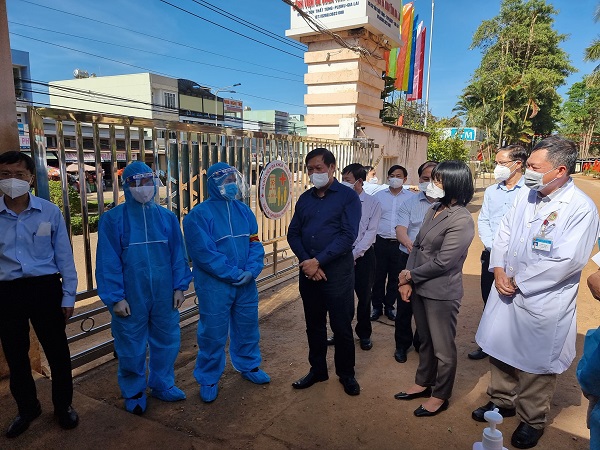 Thứ trưởng Bộ Y tế: Gia Lai cần kích hoạt lại hệ thống phòng, chống dịch Covid-19 trên toàn tỉnh