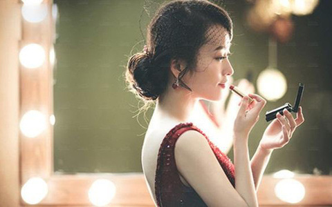 Đàn bà có 4 ưu điểm này sẽ làm đàn ông cả đời mê mệt, một bước chẳng muốn rời