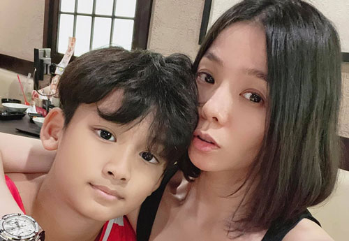 Vừa công khai với “tình trẻ”, Lệ Quyên tiết lộ chuyện không thể ở bên con trai Tết năm nay vì nguyên nhân này
