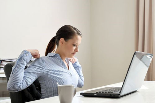 Ngăn lão hóa da khi ngồi máy tính nhiều