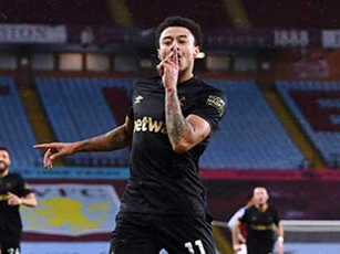 Jesse Lingard: 90 phút đầu ở West Ham bằng mùa rưỡi ở MU