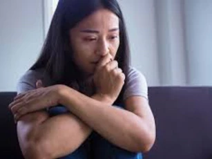 Nhìn thái độ chồng dành cho chị phụ hồ, tôi đoán họ có gian tình, không ngờ khi biết sự thật lại muốn giấu nhẹm cho đỡ xấu hổ