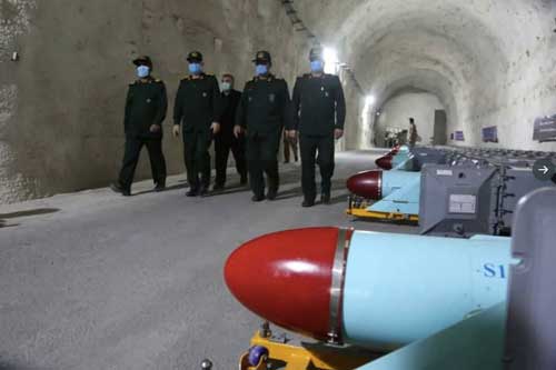 Iran tiết lộ căn cứ tên lửa ngầm tuyệt mật ở Vùng Vịnh
