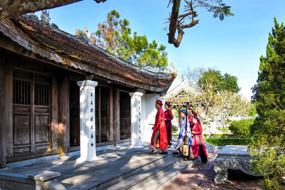 'Ông ngất ngưởng' độc nhất trong sử Việt: Đã mang tiếng ở trong trời đất, phải có danh gì với núi sông!