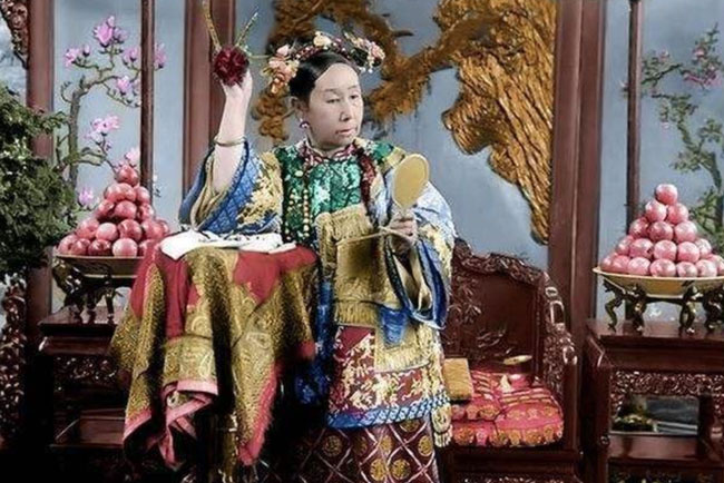 4 thói quen của Từ Hy Thái hậu khiến người hầu khiếp sợ, điều cuối lý giải vì sao thái giám Lý Liên Anh được độc sủng