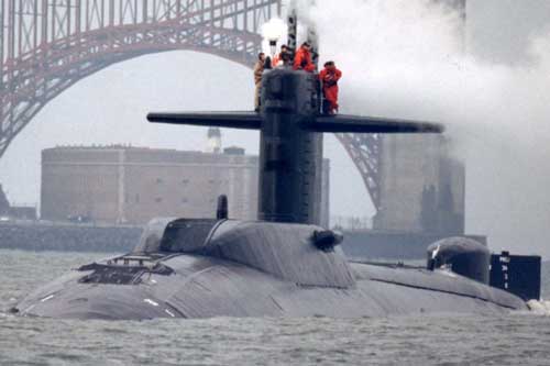 CLIP: Tàu ngầm 'sát thủ' dưới lòng đại dương Mỹ