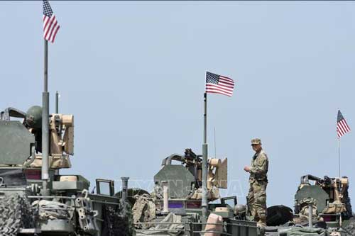 Chính quyền Mỹ tạm dừng quyết định cắt giảm binh sĩ thường trú tại Đức