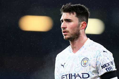 Man City: Laporte sẽ 'hồi sinh' ở vai trò mới?