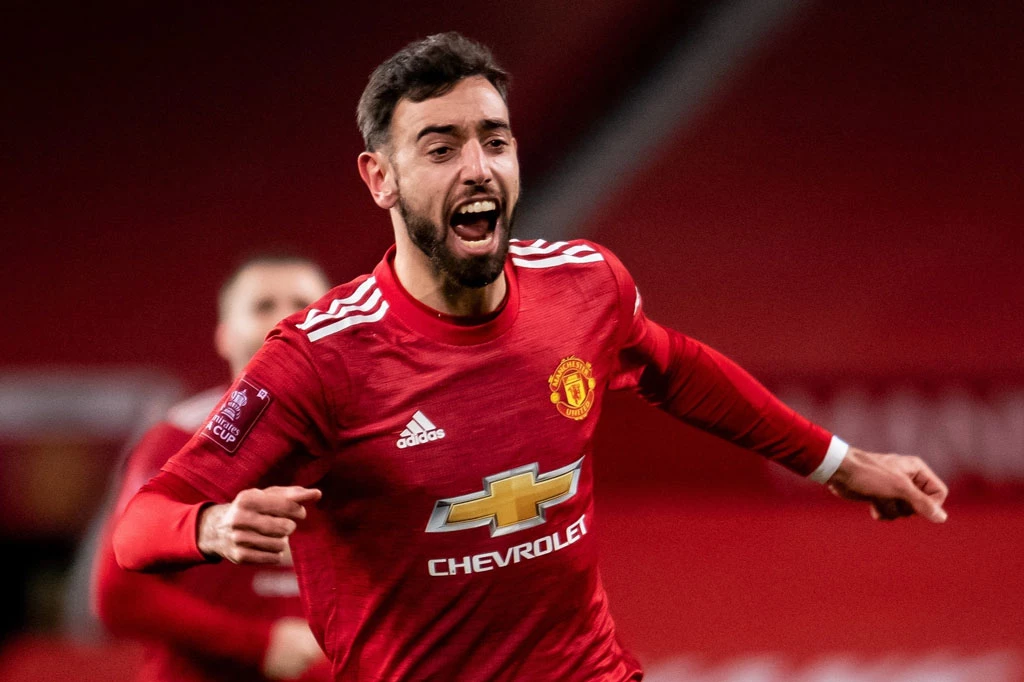 Tiền vệ trung tâm: Bruno Fernandes (Man Utd).