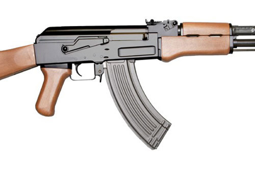 AK-47 và M-16, súng nào tốt hơn?