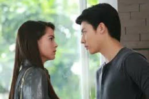 Chồng cũ tới tận nhà mừng tuổi sớm cho con 3 triệu, song tiếng "gọi bố" của đứa trẻ cất lên mới thật sự khiến anh "mất mặt"