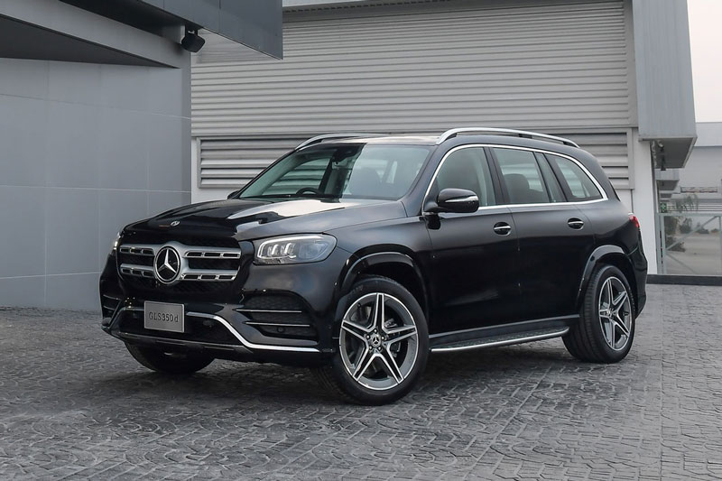 Chi tiết Mercedes-Benz GLS 350 d AMG giá 216.562 USD