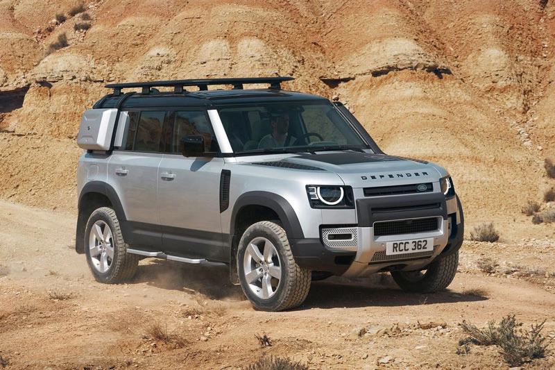 Land Rover Defender 2020.