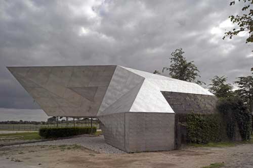 Những công trình ấn tượng được chuyển đổi từ hầm tránh bom