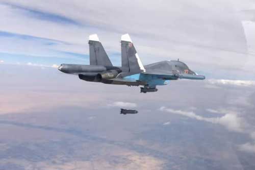 Máy bay Nga ném bom xuyên bê tông diệt hệ thống hầm ngầm của IS