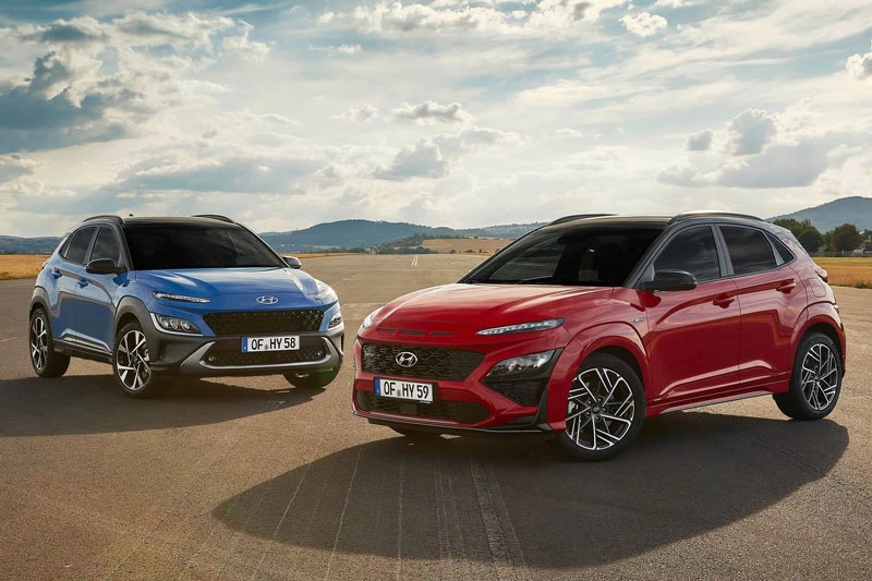 1. Hyundai Kona 2021 (giá khởi điểm: 20.400 USD).