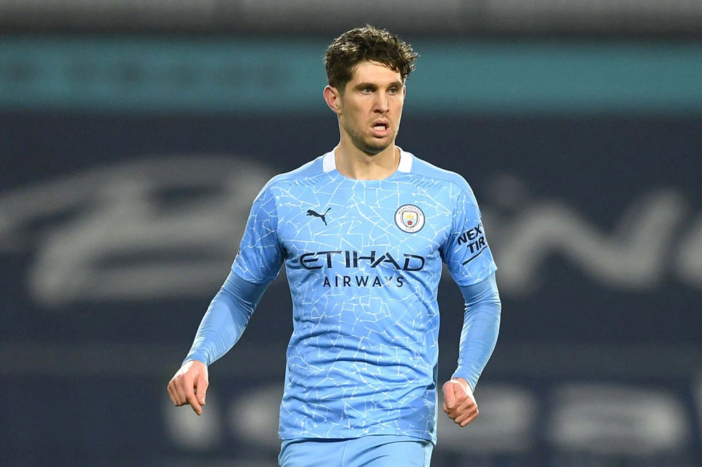 Trung vệ: John Stones (Man City).