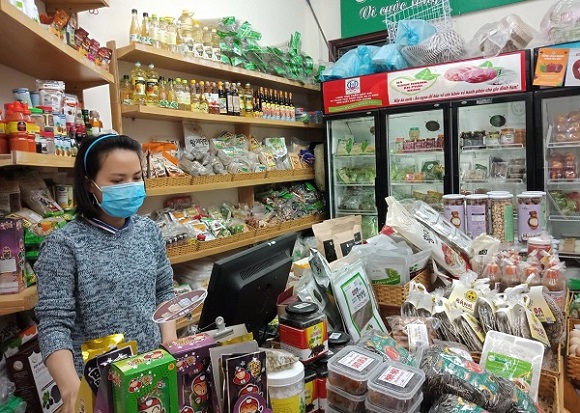 Hà Nội: Sức mua yếu, tiểu thương lo mất Tết