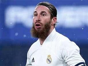 Ramos phẫu thuật đầu gối, lỡ derby Madrid và Champions League