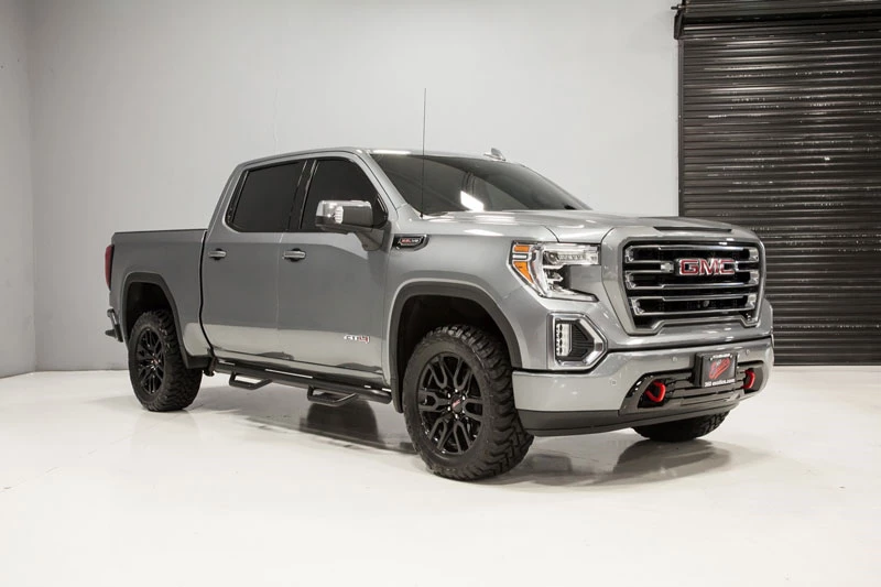 5. GMC Sierra 1500 AT4 4x4 Crew Cab.